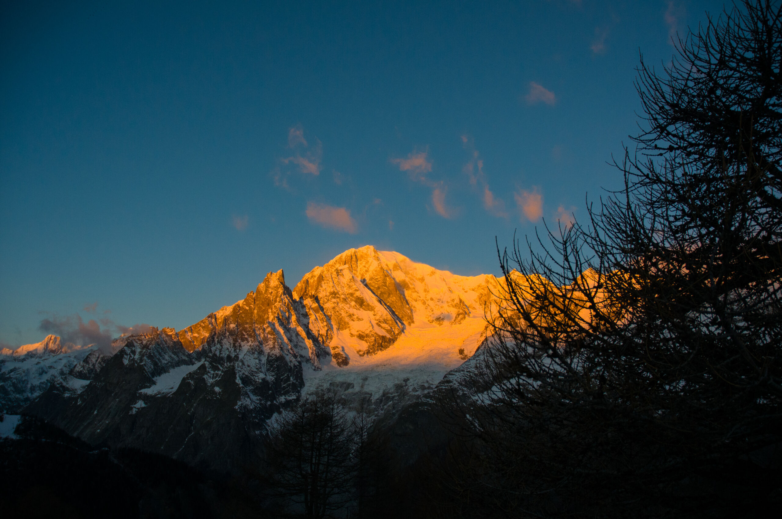 Emozione Monte Bianco. Escursione guidata in E-Bike Esperienze Valle d'Aosta